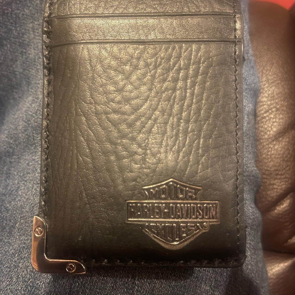 Harley Davidson magnetic front pocket wallet